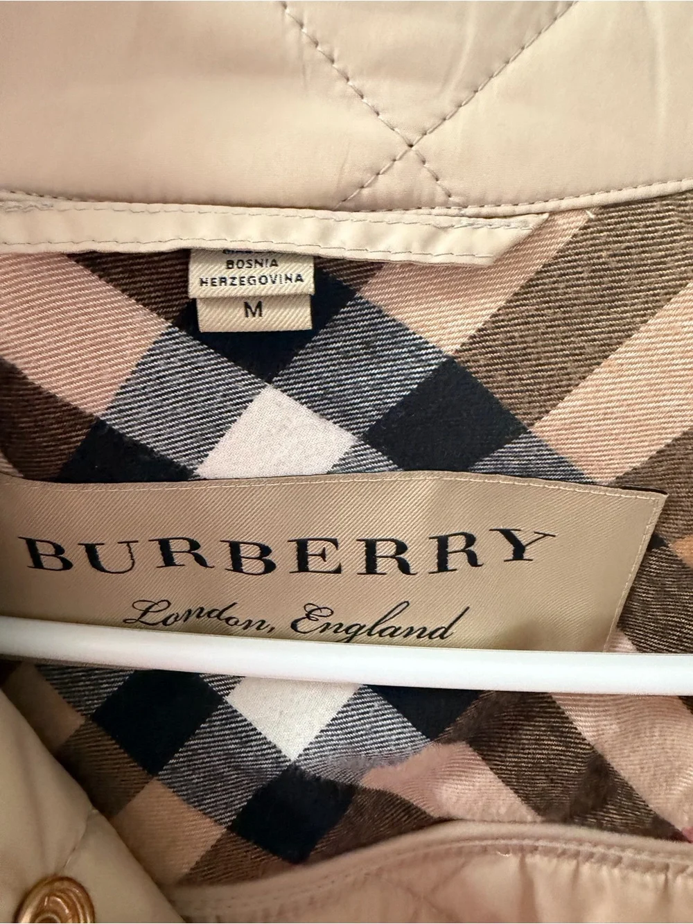 Like New Burberry Beige Quilted Jacket Originally $1097 - Picture 2 of 8